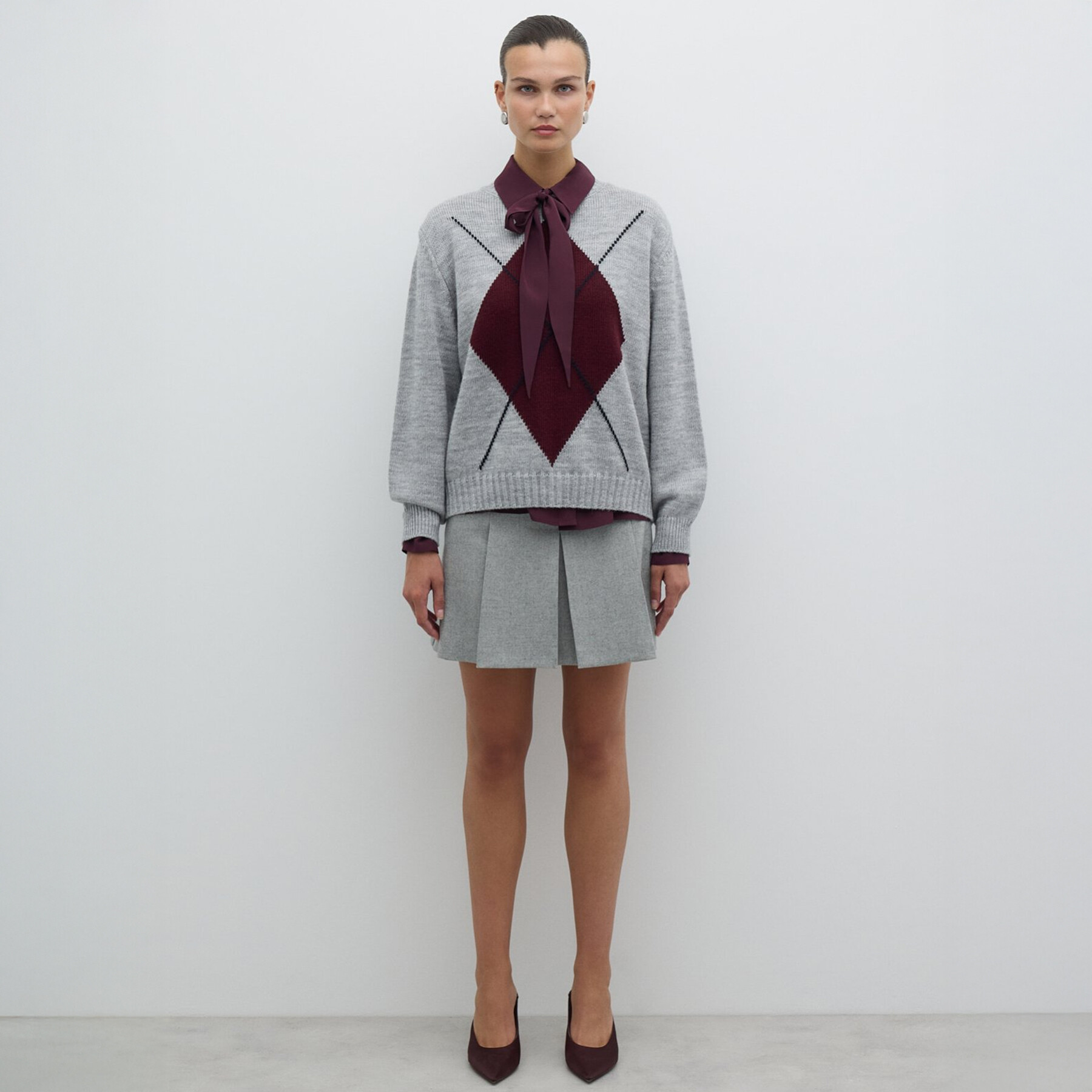 Sonbahar Kombinlerinde Triko ve Etek Uyumu