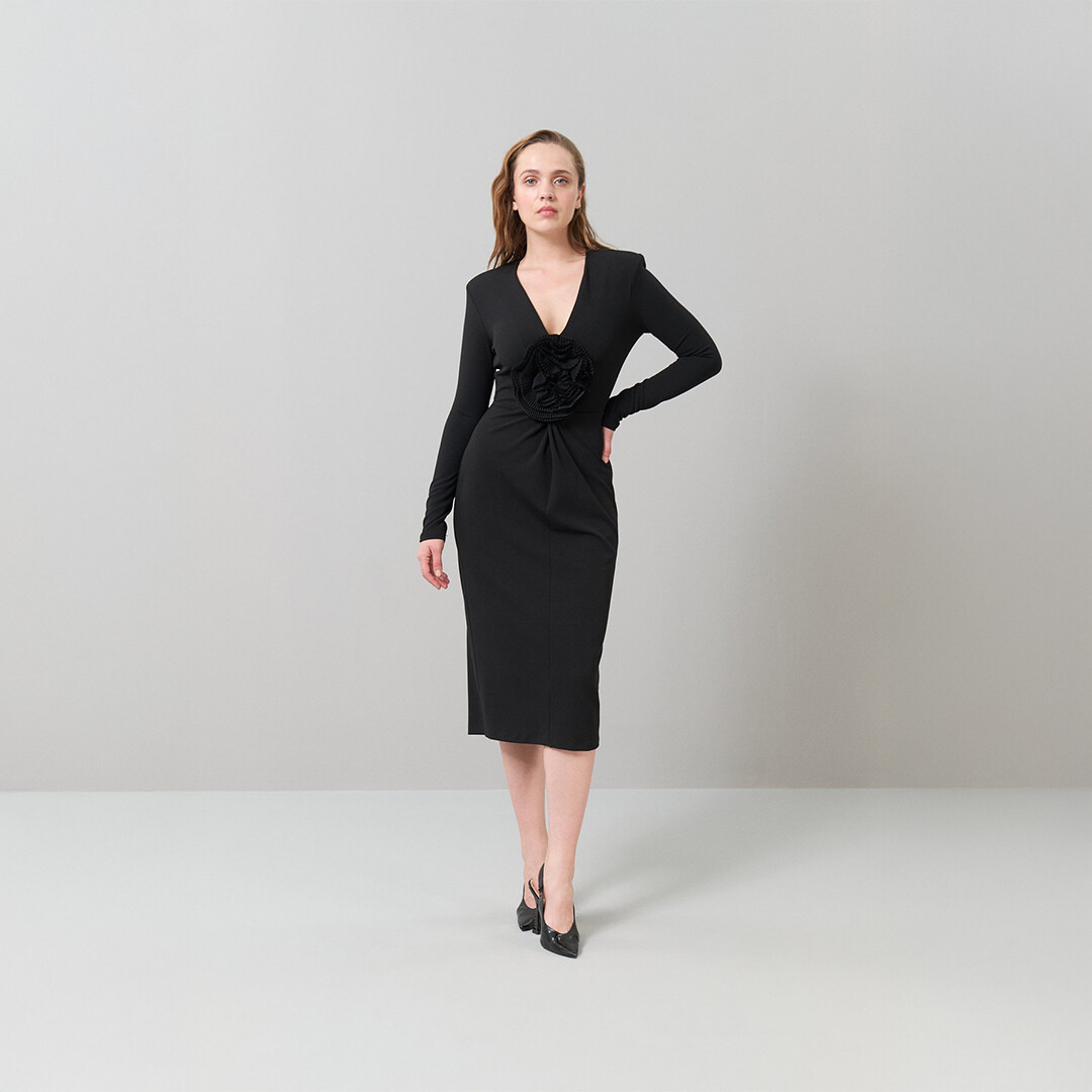 Midi Boy Elbise Nedir? Nasıl Kombinlenir?