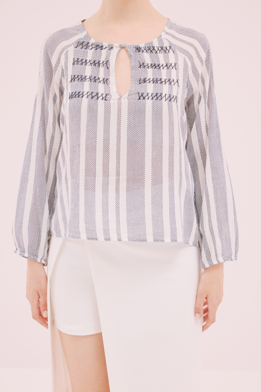 Arka Beli Bağlama Detaylı Bluz Standart Renk - 1