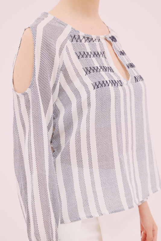 Arka Beli Bağlama Detaylı Bluz Standart Renk - 4