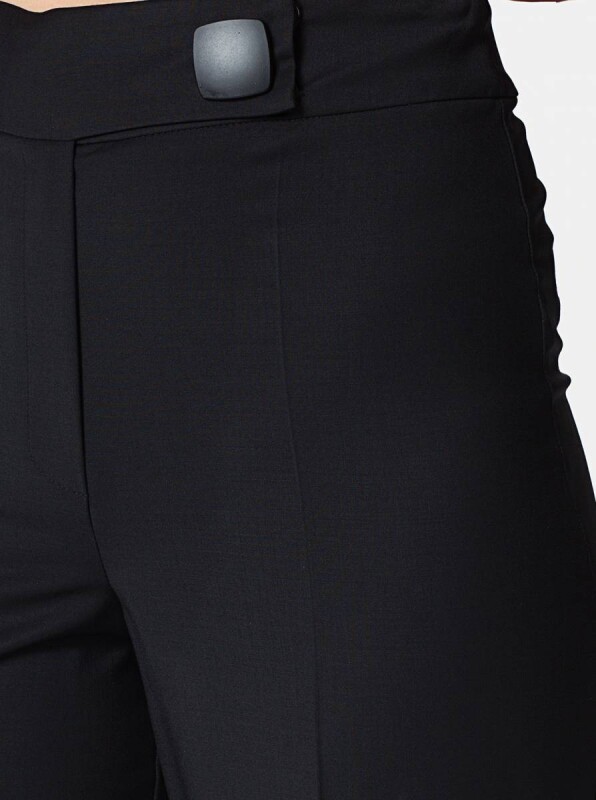  Bol Paça Düğme Detaylı Pantolon Siyah - 3