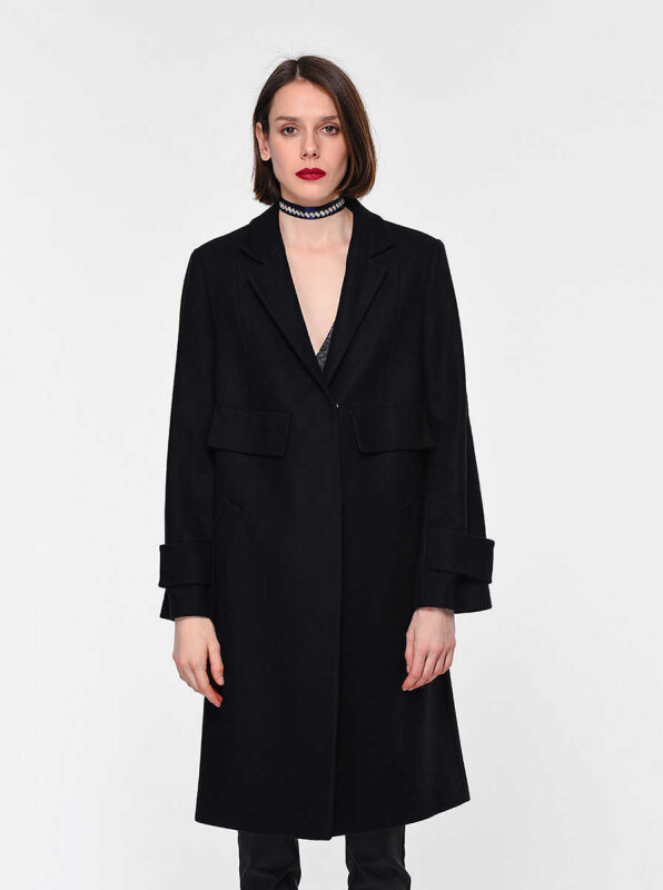  Cep Detaylı Kaban Siyah - 1