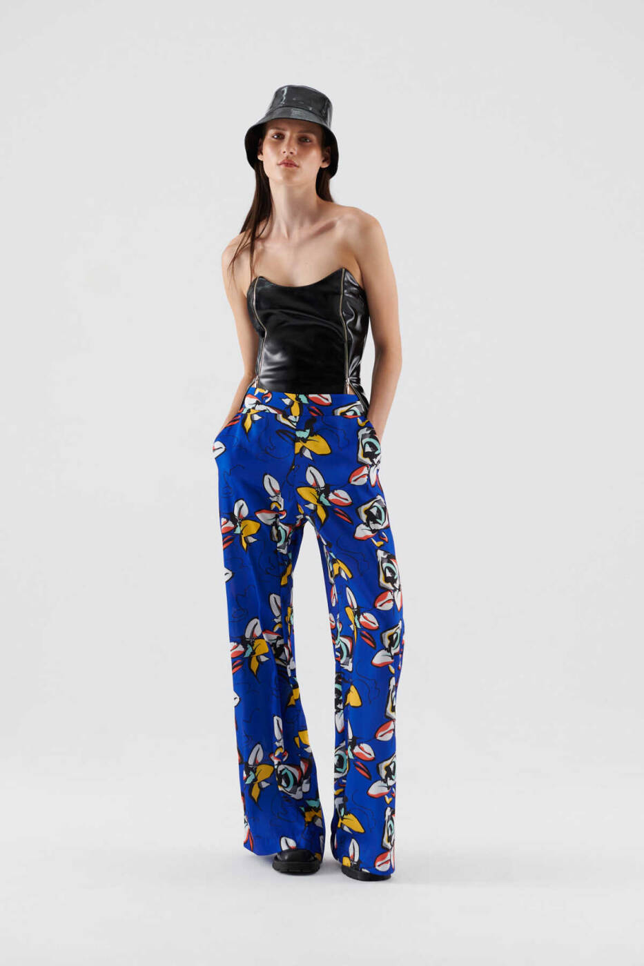  Çiçek Desenli Kadın Pantolon Standart Renk - 1