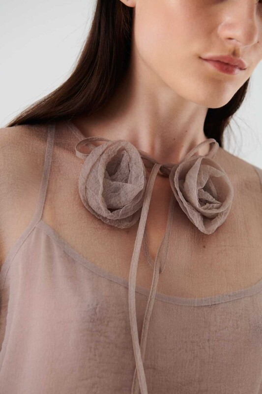  Çiçek Figürlü Bluz Gri - 3