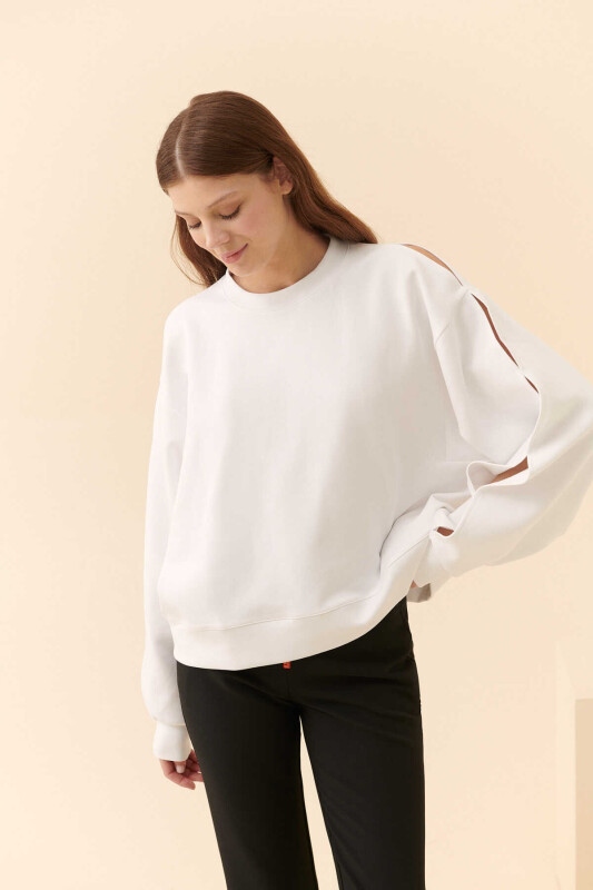  Cut Out Detaylı Sweatshirt Beyaz 