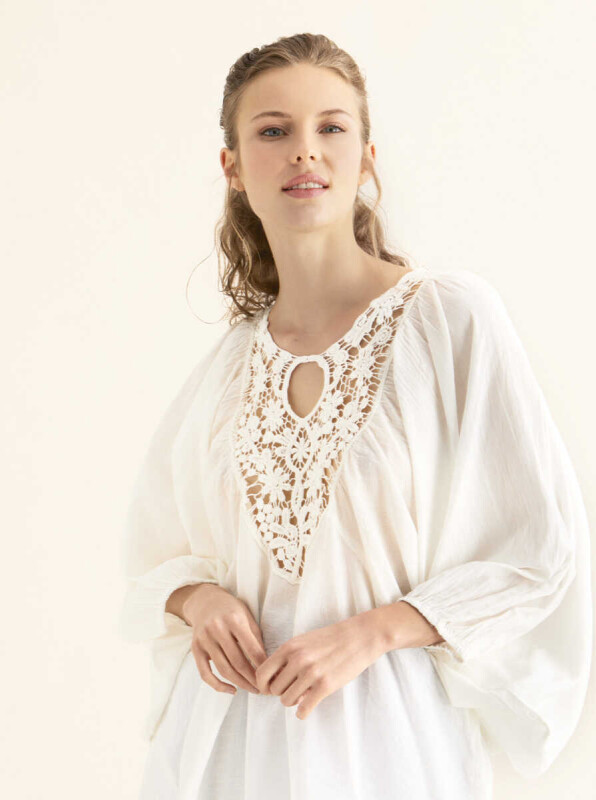 Dantel Detaylı Uzun Bluz Beyaz - 3