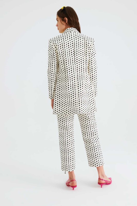 Düğmeli Puantiyeli Kadın Ceket Siyah-Ekru - 2