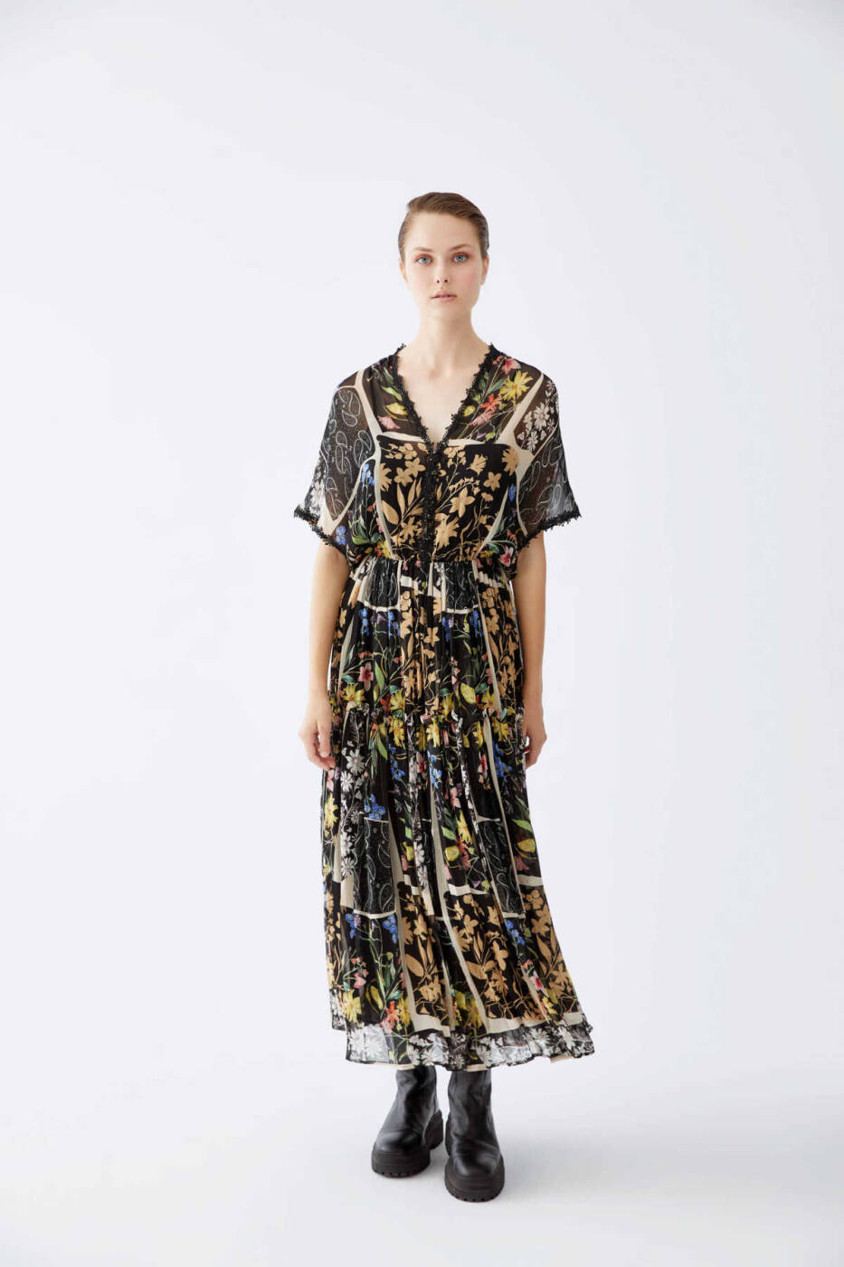  Floral Desenli V Yaka Şifon Elbise Standart Renk - 1