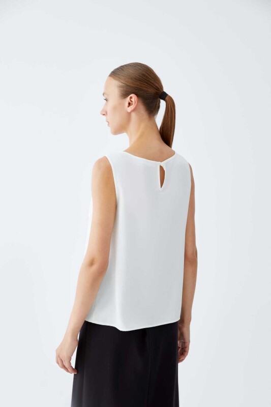  Fular Detaylı Bluz Beyaz - 2