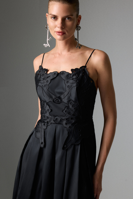 İnce Askılı Brode Detaylı Tafta Elbise Siyah - 5