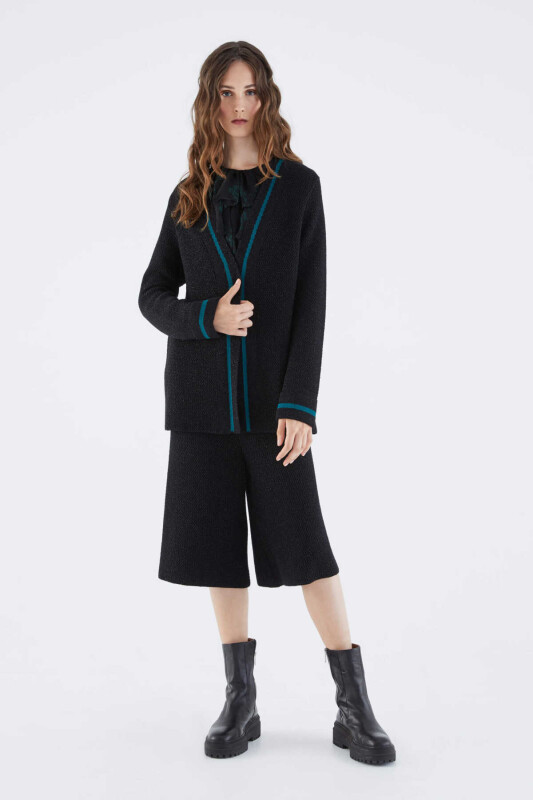 Şerit Detaylı Triko Hırka Siyah - 1