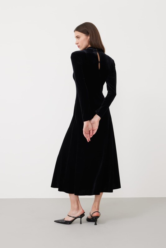 Midi Boy Yarım Balıkçı Kadife Elbise Siyah - 2