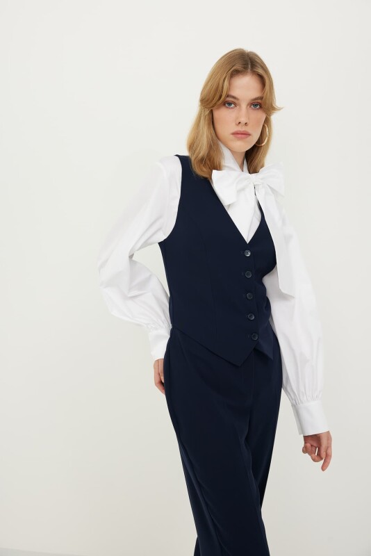 V Yaka Arkası Çizgi Desen ve Kemerli Yelek Lacivert - 5