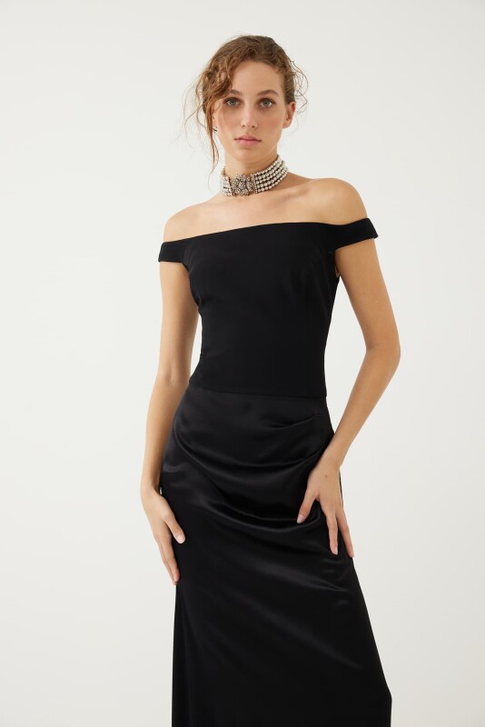 Ortası Çiçek Taşlı Choker Kolye Standart Renk - 2