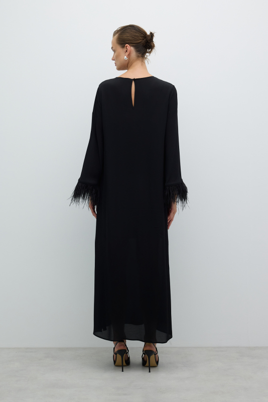 Yırtmaçlı Kolları Otriş Detaylı Elbise Siyah - Roman (1)