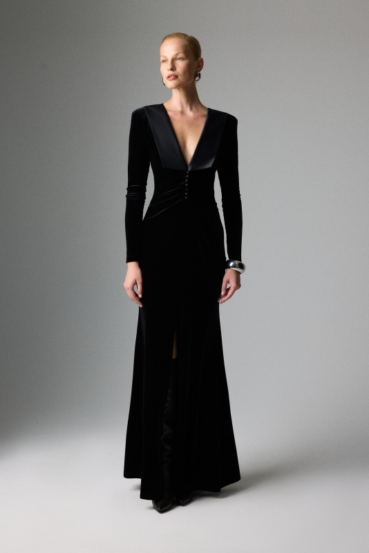 Drape Detaylı Derin Yırtmaçlı Maksi Boy Kadife Elbise Siyah - Roman