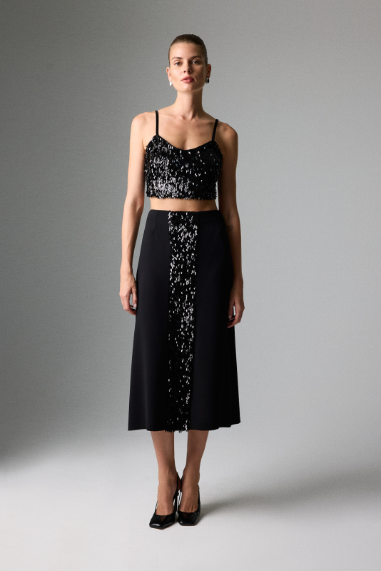 Payet ve Önü Yırtmaç Detaylı Midi Boy Etek Siyah - Roman