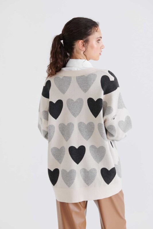  Kalp Desenli Triko Hırka Standart Renk - 2