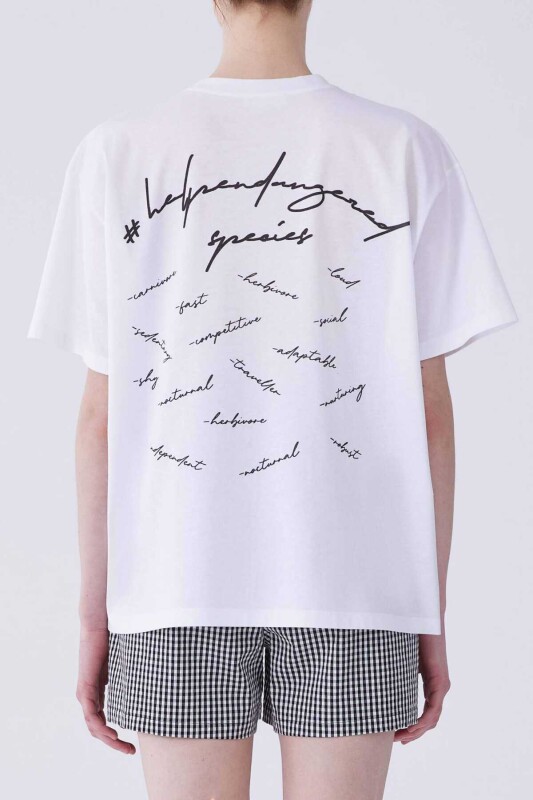 Kaplumbağa Desenli Kadın T-Shirt Beyaz - 2