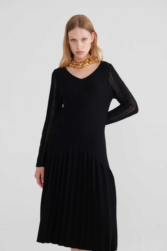  Kol Detaylı Triko Elbise Siyah - 1