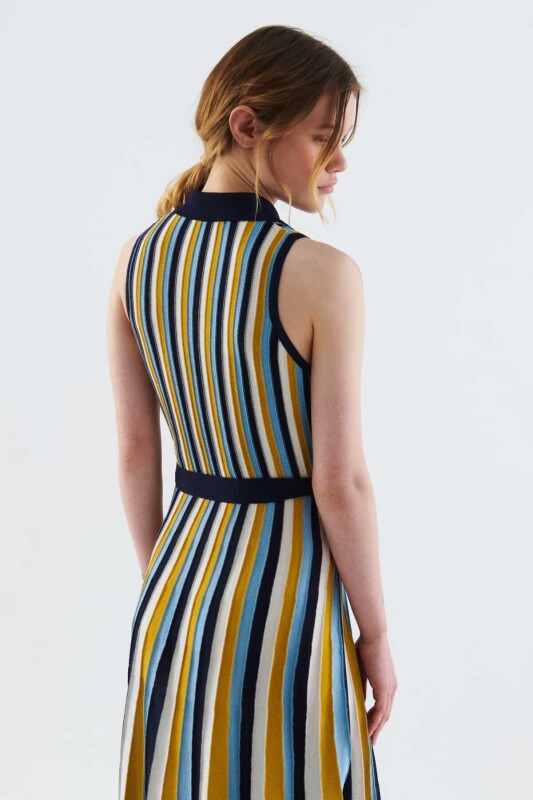 Kuşaklı Kolsuz Desenli Triko Elbise Standart Renk - 2