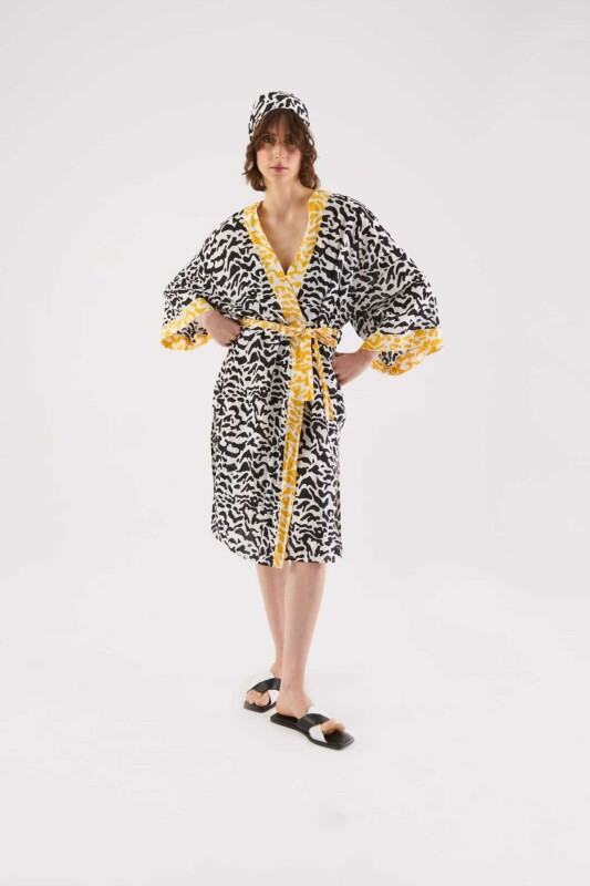 Kuşaklı Zebra Desenli Kimono Standart Renk 