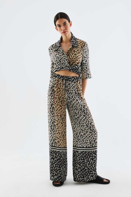 Leopar Desenli Geniş Paça Kadın Pantolon Standart Renk - 1