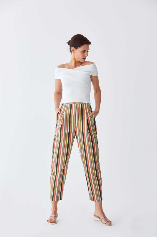 Omuz Dekolteli Triko Optik Beyaz - 4