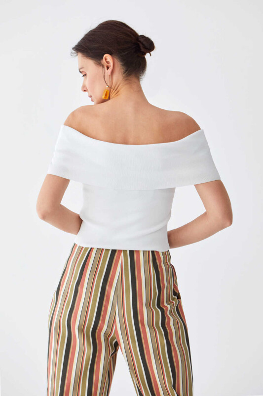 Omuz Dekolteli Triko Optik Beyaz - 2