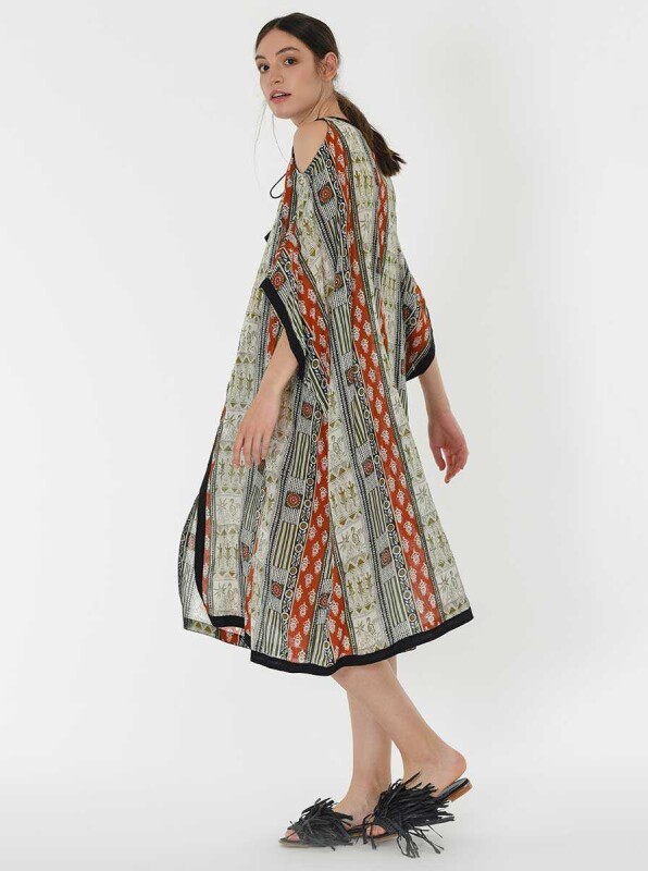 Omuz Detaylı Etnik Desen Uzun Elbise Standart Renk - 4