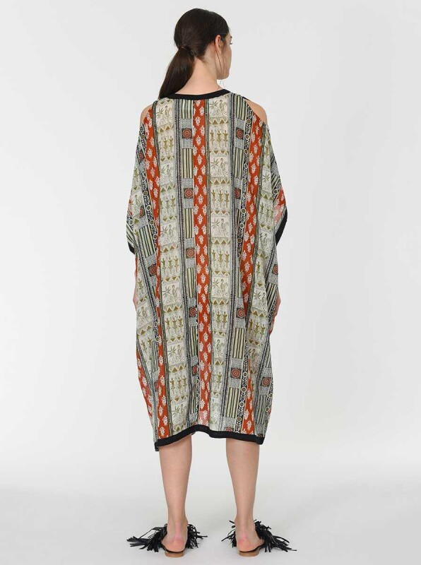 Omuz Detaylı Etnik Desen Uzun Elbise Standart Renk - 2