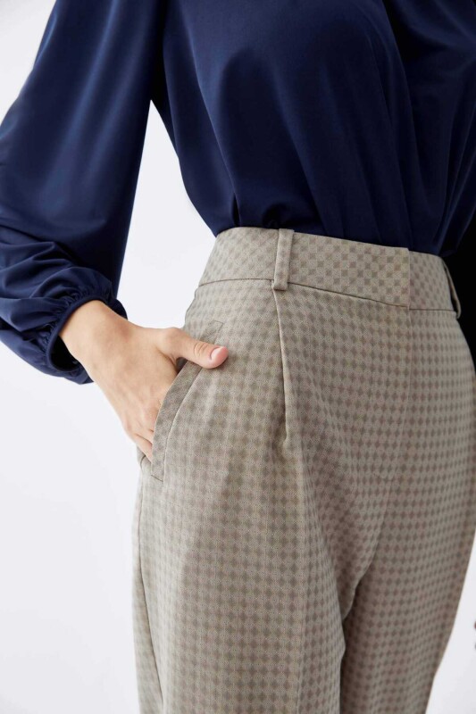  Puantiyeli Pantolon Bej - 3