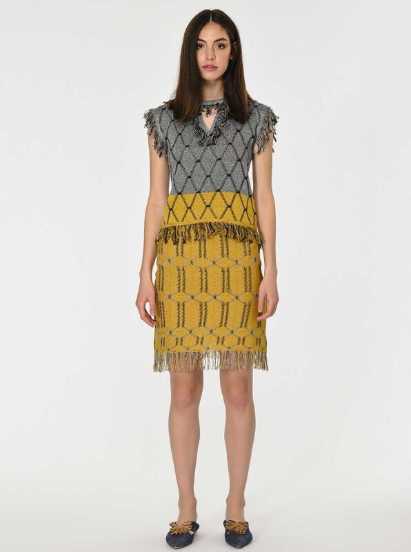 Püsküllü Triko Etek Standart Renk - 1