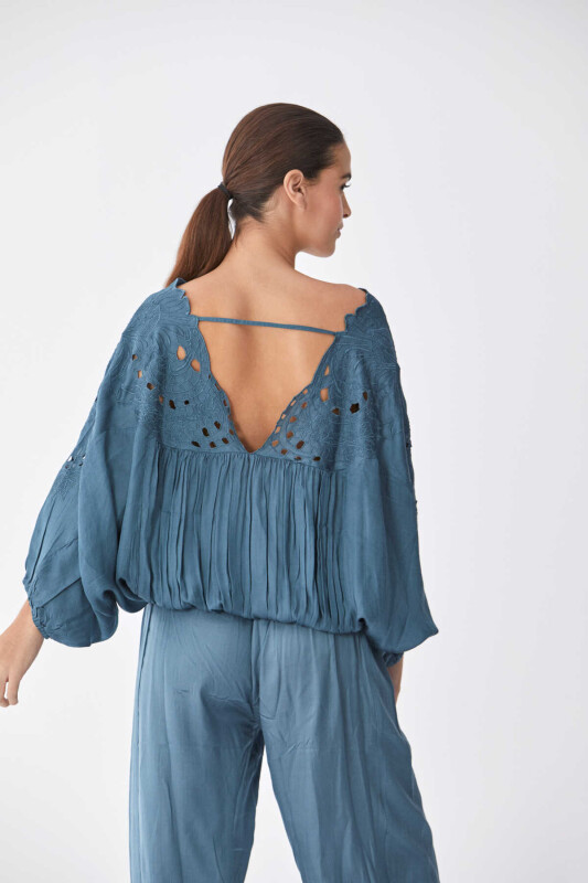 Sırt Detaylı Pilili Bluz Standart Renk - 2