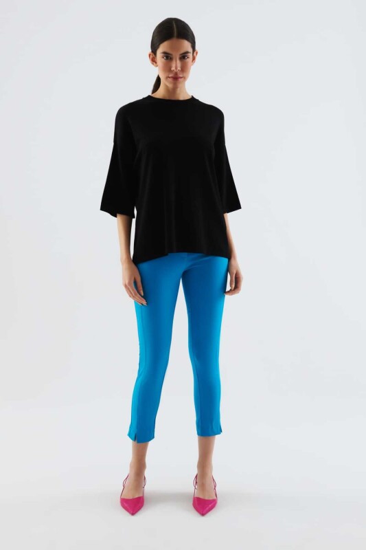 Sırtı Zincirli Aksesuarlı Triko Siyah - 1