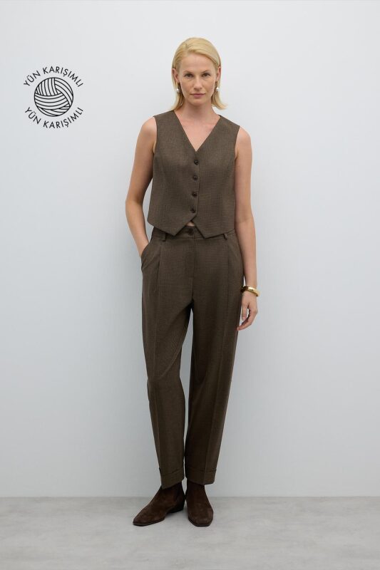 Tek Pilili Havuç Pantolon Kahve - 1