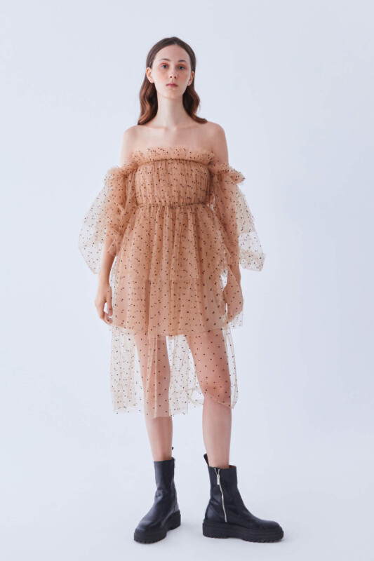  Tül Detaylı Kayık Yaka Elbise Standart Renk - 1