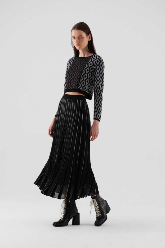  Uzun Kollu Desenli Triko Standart Renk - 2