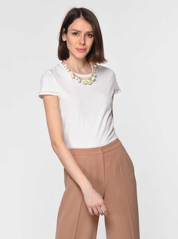 V Yaka Basic T-shırt Kemik - 3