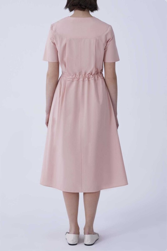 V Yaka Bel Detaylı Midi Elbise Pembe - 2