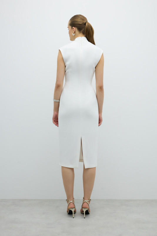 V Yaka Cup Detaylı Midi Boy Elbise Beyaz - 2