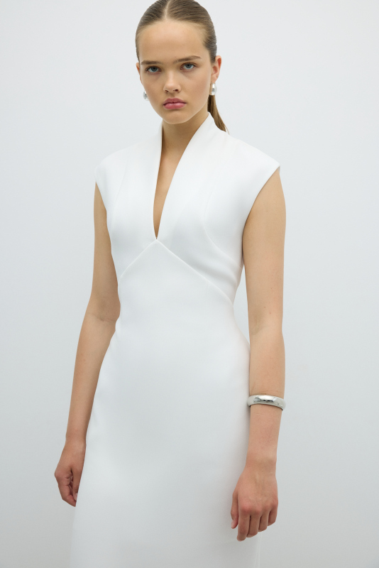V Yaka Cup Detaylı Midi Boy Elbise Beyaz - 3