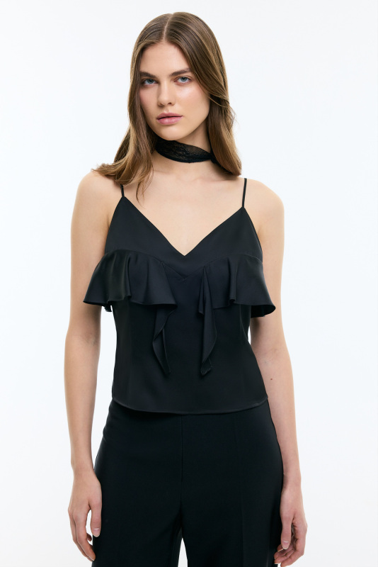 V Yaka İnce Askılı Volan Detaylı Bluz Siyah - Roman