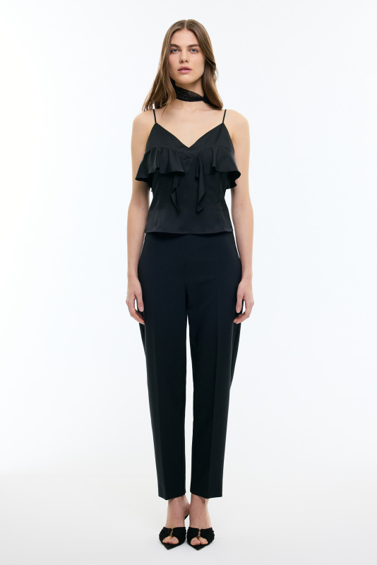 V Yaka İnce Askılı Volan Detaylı Bluz Siyah - 3