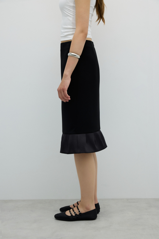 Volan Detaylı Tüp Etek Siyah - 3