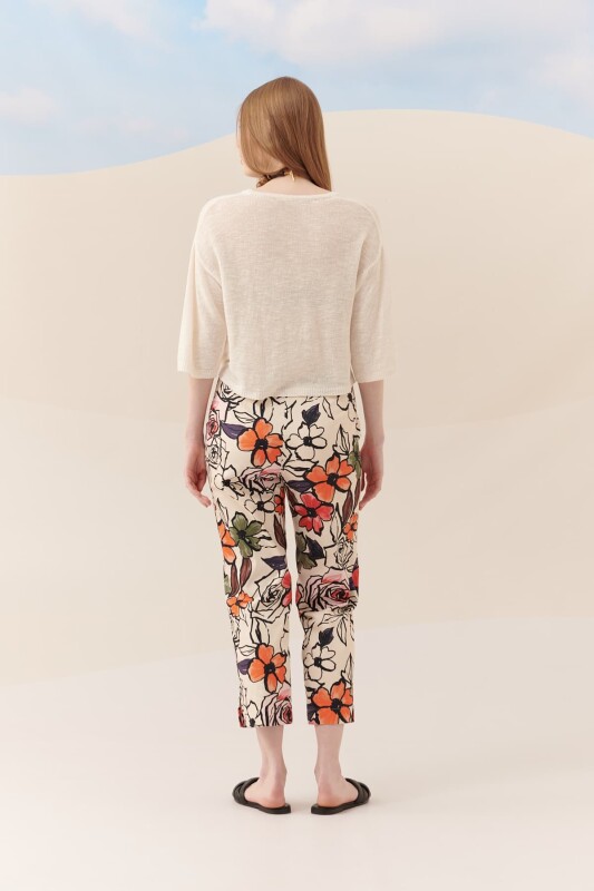 Çiçek Desenli Kısa Paça Pantolon Standart Renk - 2