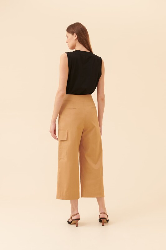 Yanları Cepli Kısa Paça Pantolon Kahve - 2