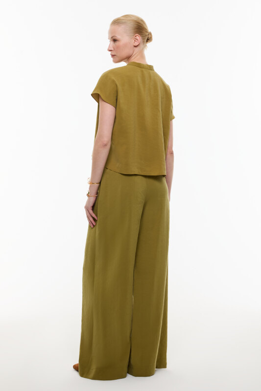 Yaka Detaylı Düşük Omuz Bluz Olive - Roman (1)