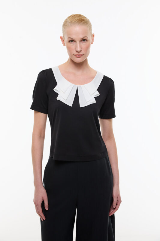 Yaka Detaylı T-shirt Siyah - Roman