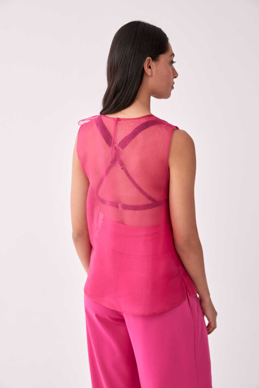 Yaka Detaylı Transparan Bluz Fuşya - 2